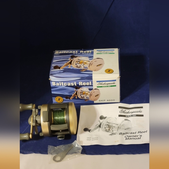Lightly used Shakespeare Baitcast Reel SKP 4000. - Picture 4 of 9